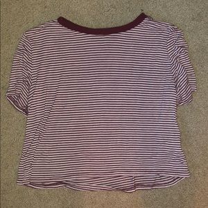 Red striped semi-cropped tee